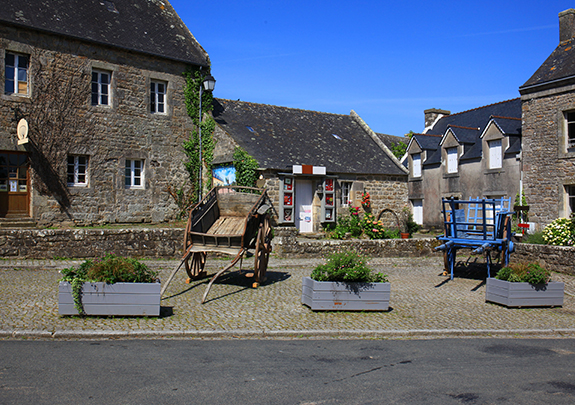 Locronan, 11 km